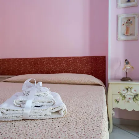 Brunella Oda ve Kahvaltı Agropoli